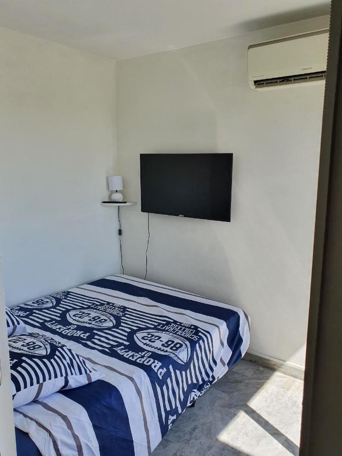 Superbe Appartement Plage Saint-Laurent Du Var Saint-Laurent-du-Var Exterior photo